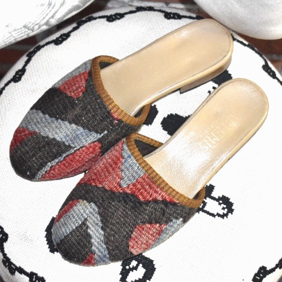 ARTEMIS 100% Wool Slides Made in Turkey Retail For $225! Size 36 - Picture 1 of 5